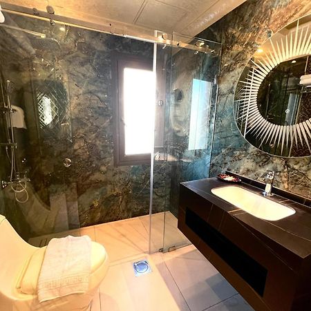 Q Hotel Bejrut Zewnętrze zdjęcie